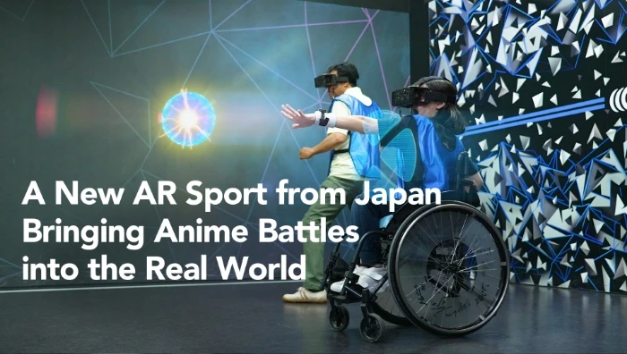 車いすの選手とエナジーボールを撃ち合うHADOの試合の様子