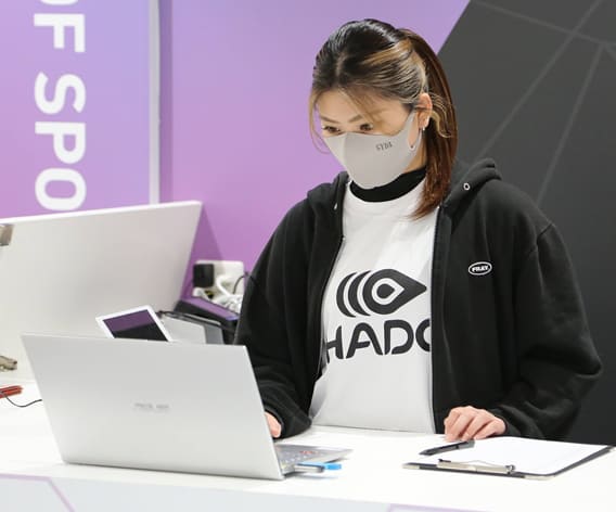 機材フォロースタッフ