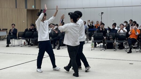 企業向けチームビルディングイベントとして実施されたHADO体験会