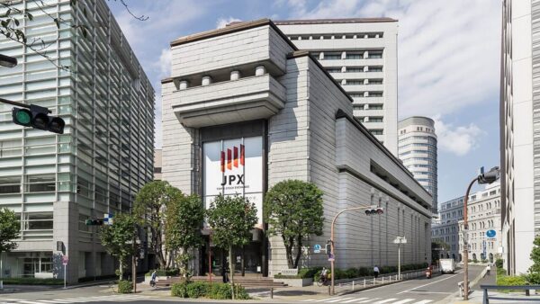 19. 東京証券取引所見学