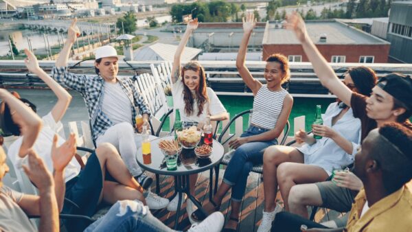 【部署間交流】会社の親睦会におすすめの企画3選