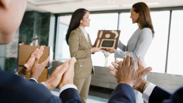 エンゲージメント向上・企業文化浸透を目的とした事例